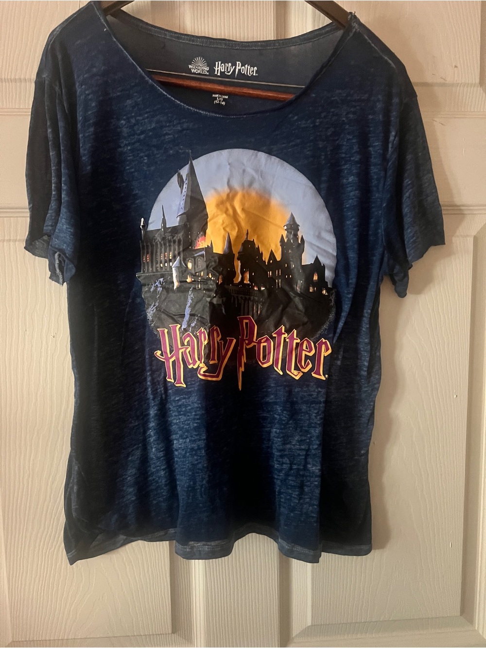 Harry Potter women’s  Navy Graphic Tee SIZE LG 12-14